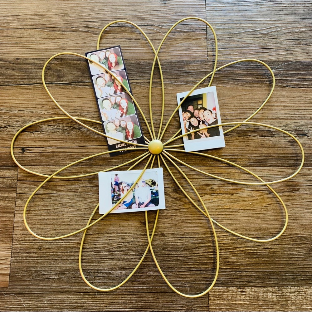 Flower Photo Holder Wall Decor